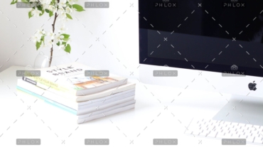 demo-attachment-32-photo-1493307100940-ac5f30709573-1